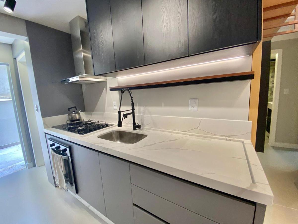 Apartamento Aconchegante E Moderno No Centro De Balneário Camboriú المظهر الخارجي الصورة